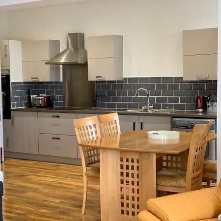 Lytham St Annes, A Spacious, High End, One Bedroomed Apartment 5 Exteriör bild